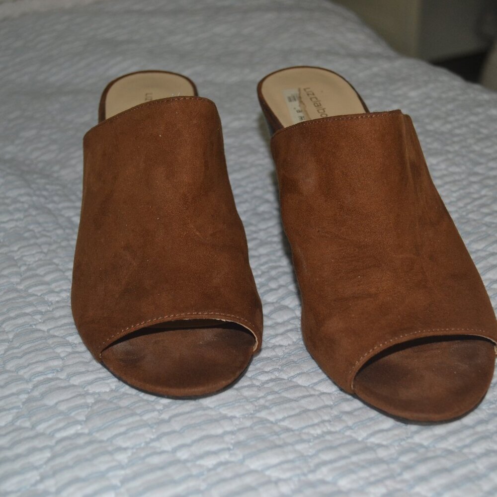 Pre owned Liz Claiborne color brown suede mules. Size 8.5